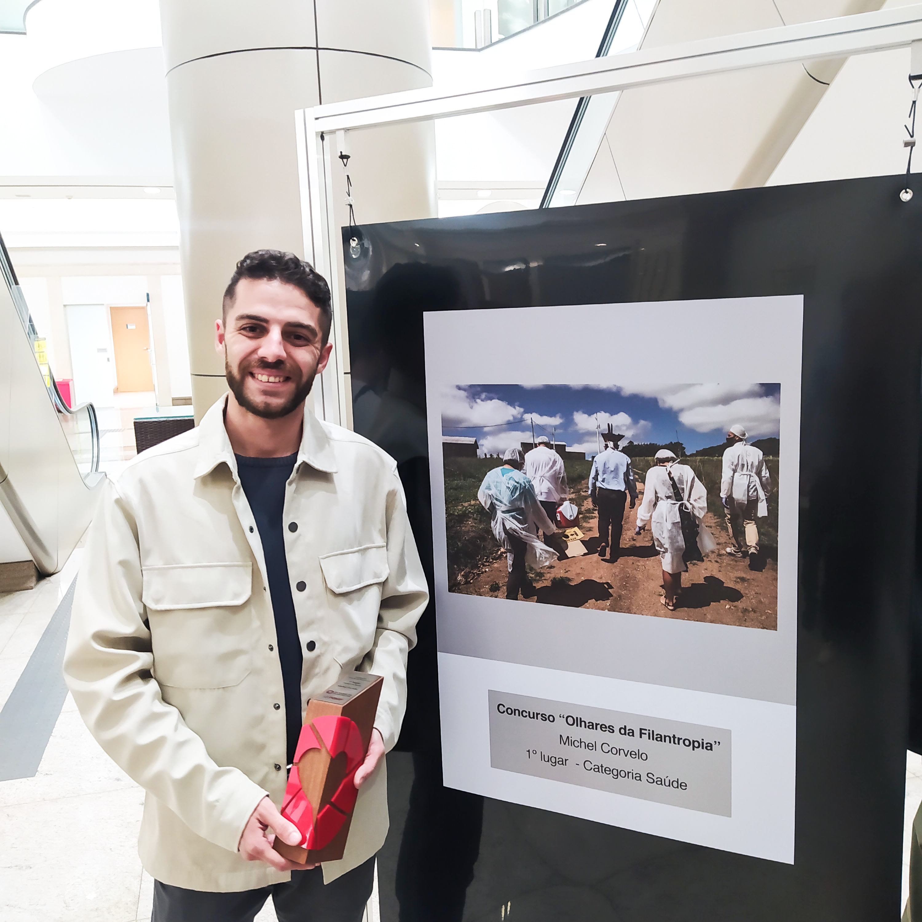 Primeiro lugar na categoria de Saúde, profissional da Assessoria de Comunicação foi premiado por foto histórica feita no período da pandemia da Covid-19
