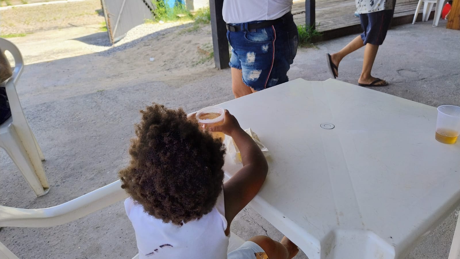 Brinquedos, guloseimas e muita diversão no fim de ano dos abrigos