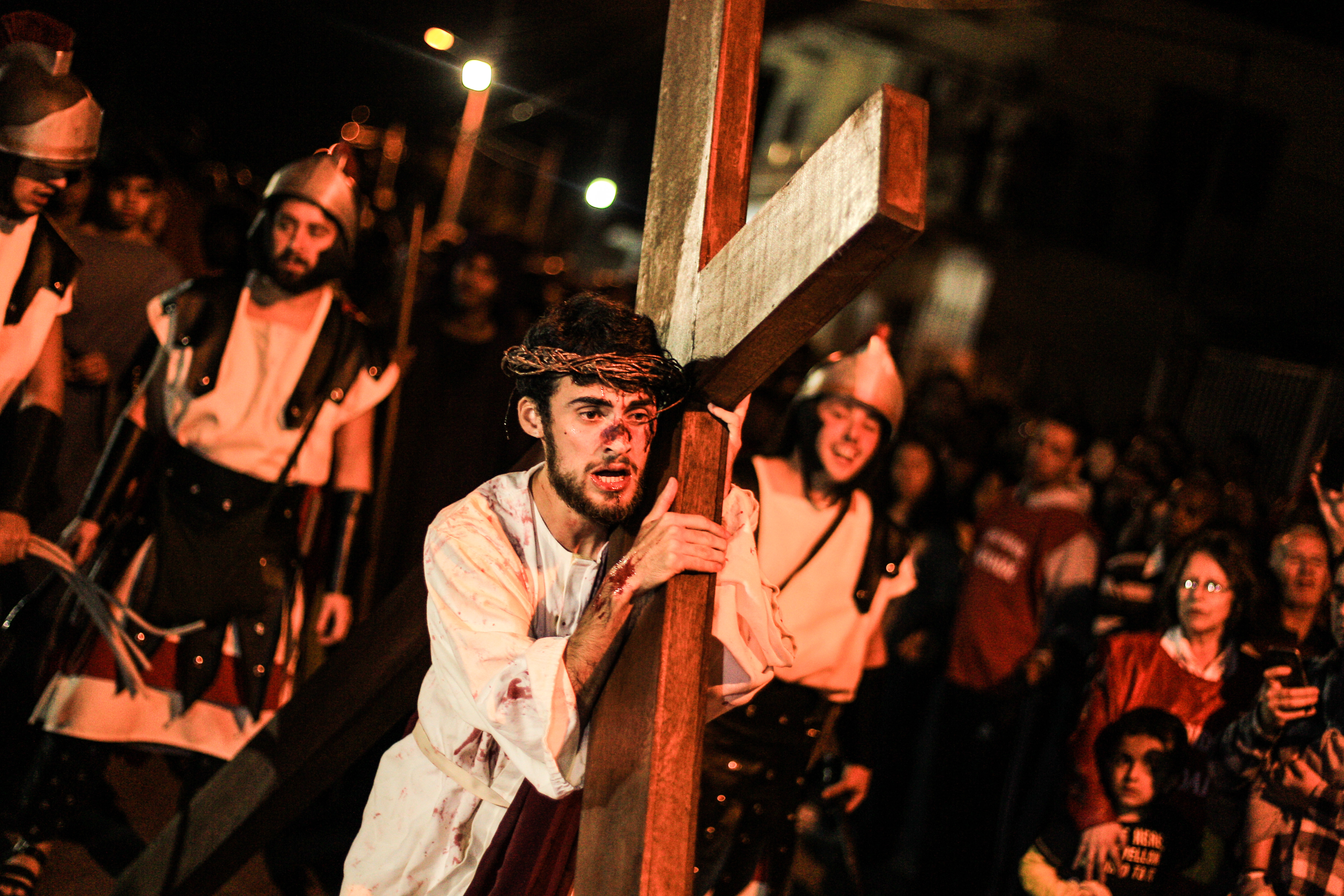 Montagem da Paixão e Morte de Cristo vai partir da rua Leopoldo de Souza Soares. Espetáculo tem apoio da Prefeitura