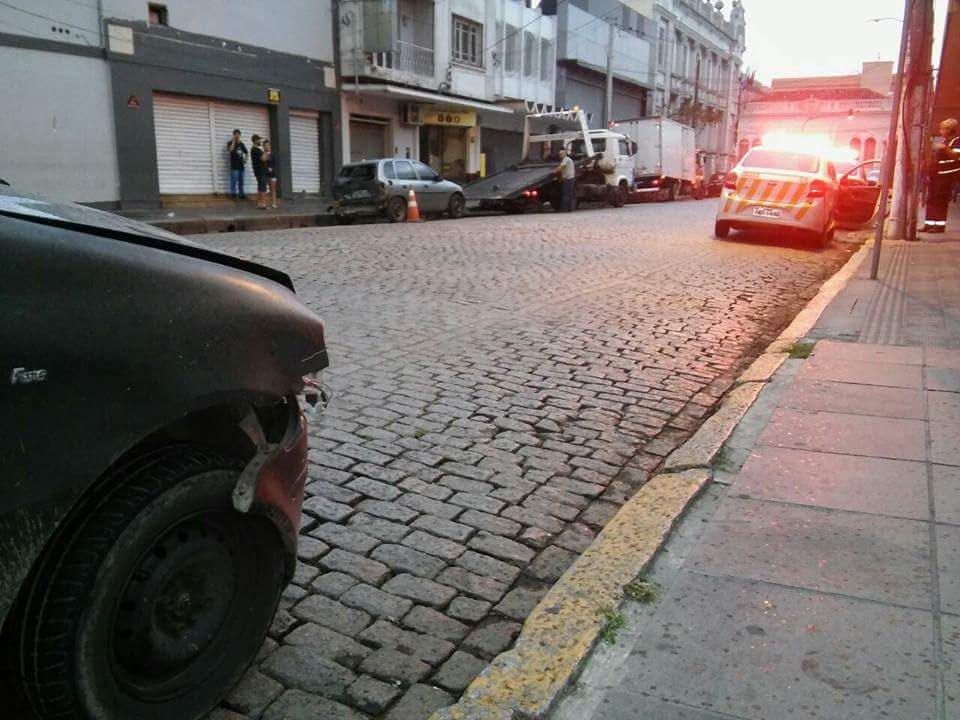 No fim de semana, foram registrados duas colisões envolvendo motoristas alcoolizados